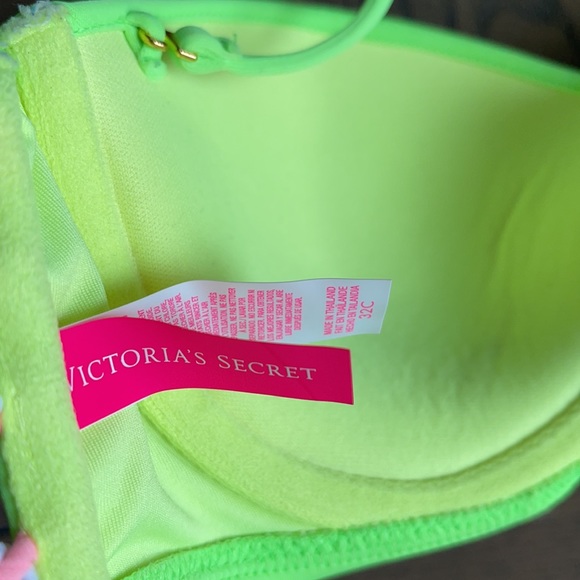 Lot of Victoria Secret Bikinis - Picture 5 of 15